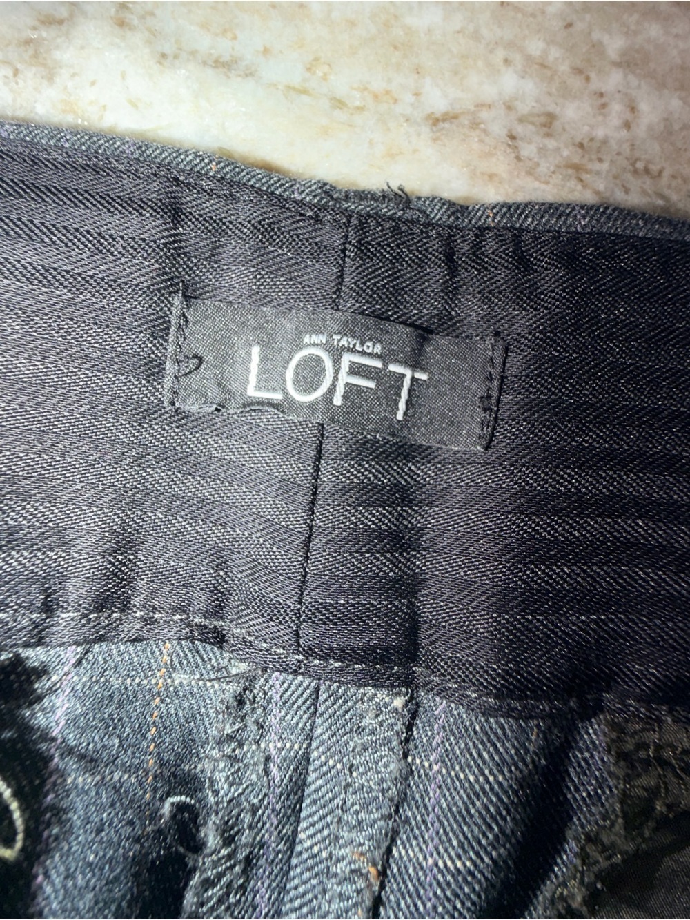 LOFT Gray Plaid Career Pants Womens Size 8 Ankle Straight Business Casual - Picture 4 of 10
